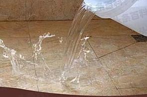 黄岛漏水维修 免砸砖防水材料该如何施工